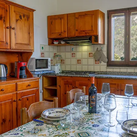 *500 Metri Dal Mare* Free Parking/wifi * Costa Rei